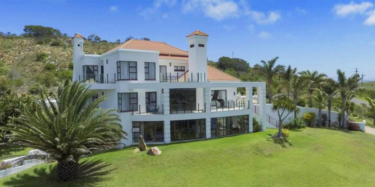 Fly Me To The Moon Guesthouse Mossel Bay Exterior photo